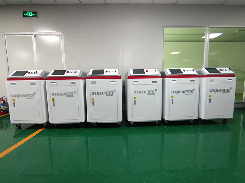 2025最暢銷的手持式光纖激光清潔機(jī) 2025最暢銷的手持式光纖激光清潔機(jī)