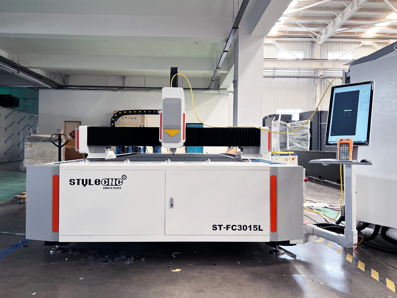 5x10工業板管一體光纖激光金屬切割機