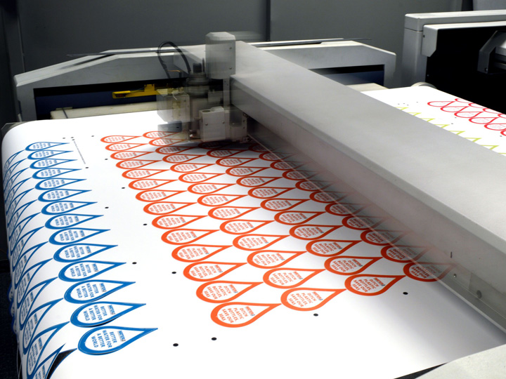 數(shù)碼標(biāo)簽切割機(jī)