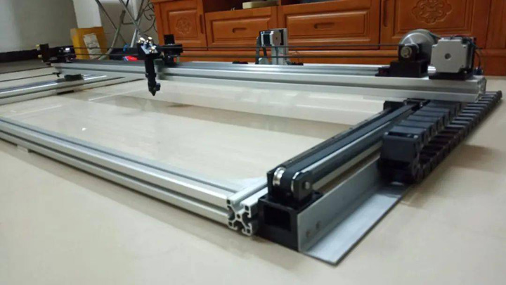 安裝 Y 軸步進(jìn)電機(jī) 安裝 Y 軸步進(jìn)電機(jī)